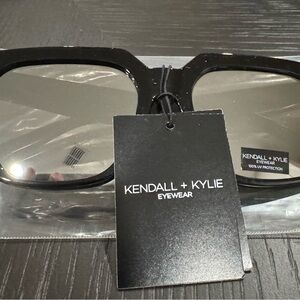 Kendall & Kylie Black Sunglasses